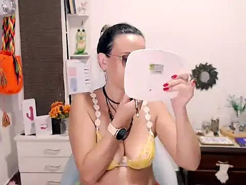 BOREAL_MOON's Live XXX Chat