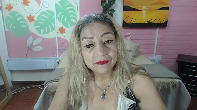 XXX chat uživo modela ZAMANTHA
