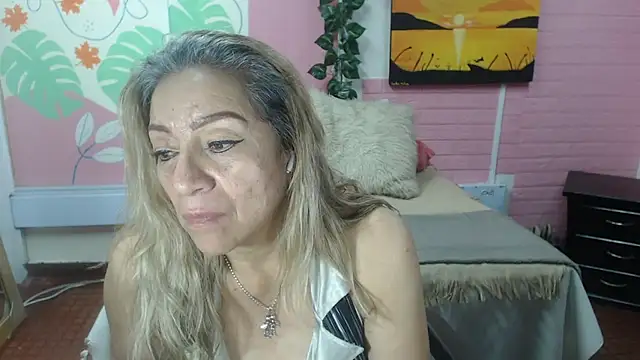 ZAMANTHA – Naživo XXX chat