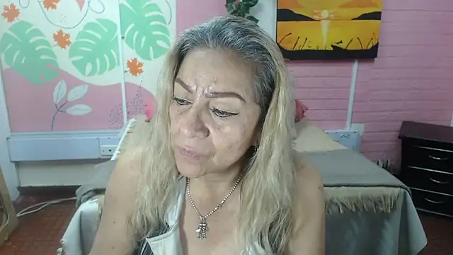 عرض كام ZAMANTHA