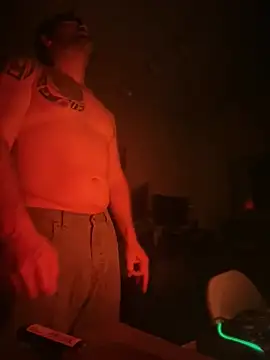 הופעת וובקאם של Sexystraightstud