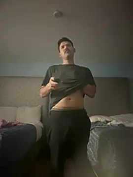 Pokazy przed kamerką – Sexystraightstud