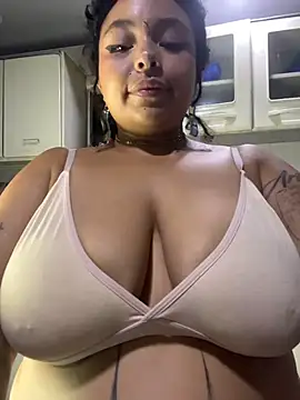 Capitaldoll420 Show in webcam