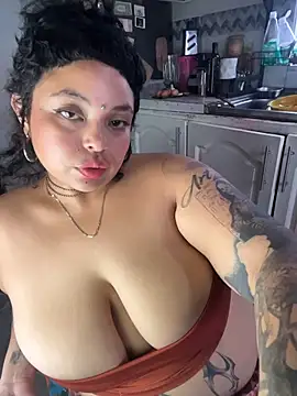 Capitaldoll420's Webcam Show