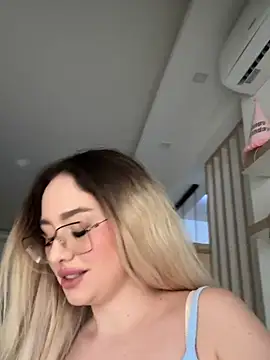 mollyxxx – Naživo chatovacia miestnosť