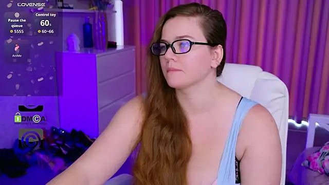 KellyKleine Chat XXX in diretta