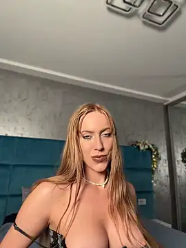 LunaAlya Adlı Modelin Web Kamerası Şovu