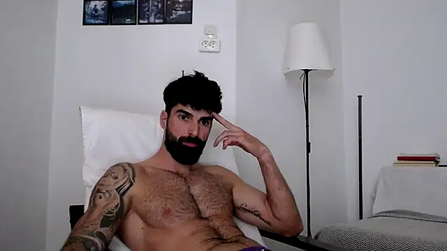 Verycutex Show in webcam