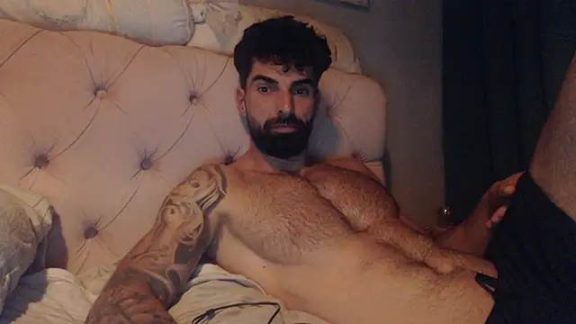 Verycutex Show in webcam