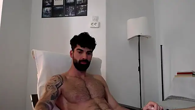 XXX chat uživo modela Verycutex
