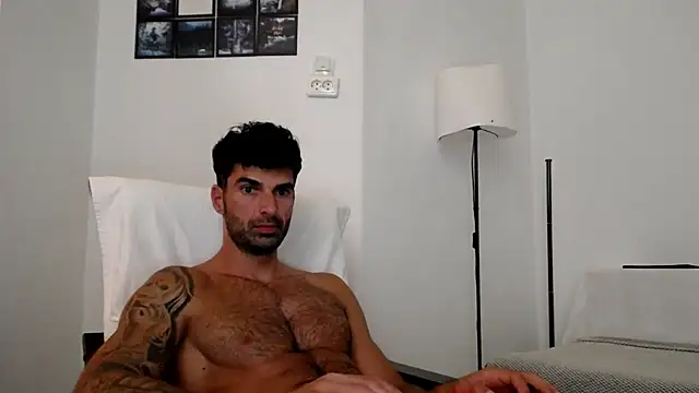 Verycutex Show in webcam