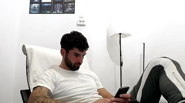 Verycutex's Webcam Show