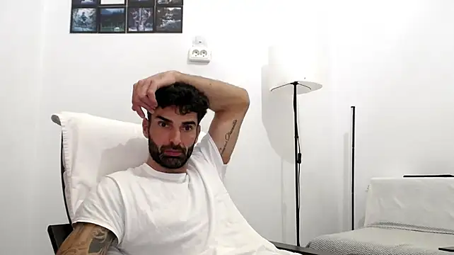 Verycutex's Webcam Show
