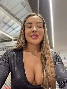 Alexa_seexy1 Show in webcam