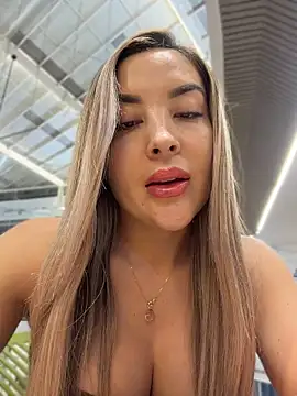 Alexa_seexy1 Adlı Modelin Canlı XXX Sohbeti