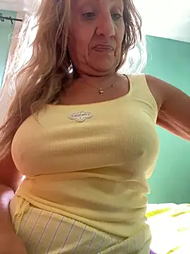 camelia3's Live XXX Chat