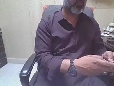 hairymaster95: διαδικτυακό σόου στην κάμερα
