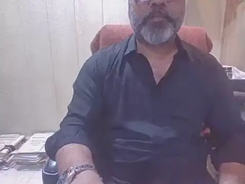 hairymaster95 webcam show