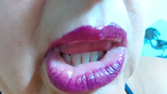 Kerly_Doll live XXX chat