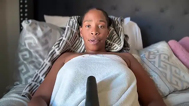 Cum2Charm Chat XXX live
