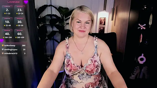 YolandaKiss Adlı Modelin Canlı XXX Sohbeti