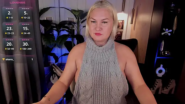 Chatroom XXX en direct de YolandaKiss