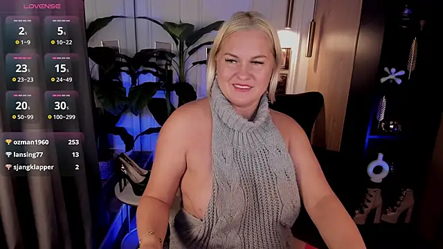 Онлайн чат XXX YolandaKiss