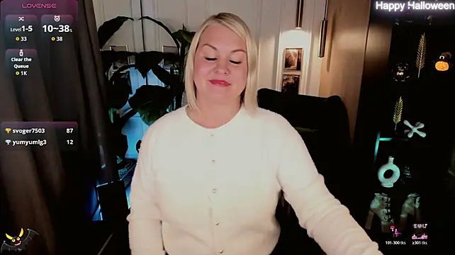 YolandaKiss' Live XXX Chat