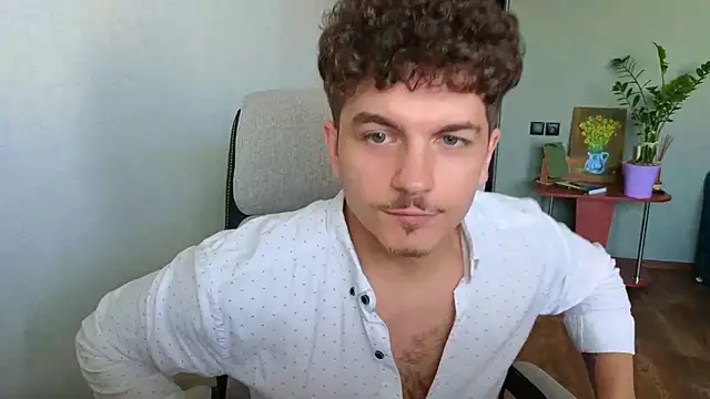 Show modela Remy_Miles na web-kameri