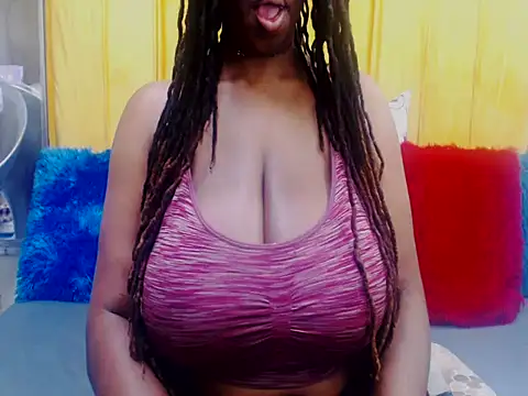 Bustydiva88 élő XXX-chatje