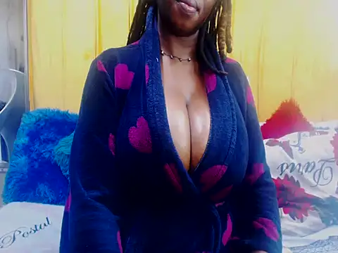 Bustydiva88 Show in webcam