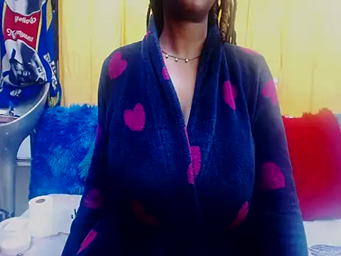 Chat +18 de Bustydiva88 ao vivo