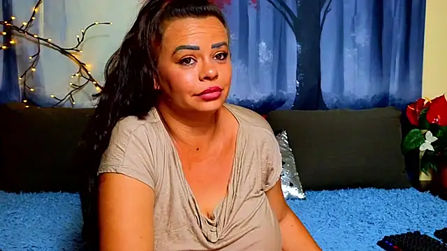ElizabethEven Chat XXX live