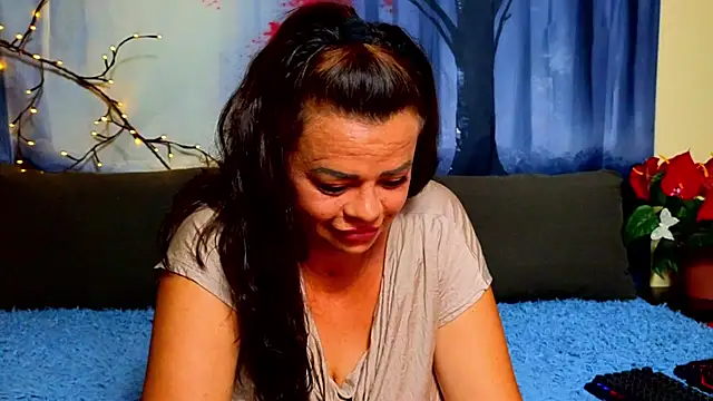 Živý XXX chat ElizabethEven