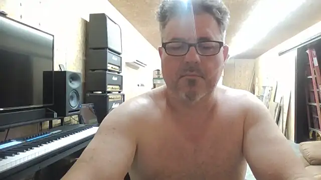 הופעת וובקאם של Luvslave7