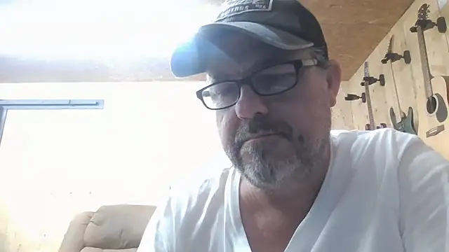 Luvslave7's Webcam Show