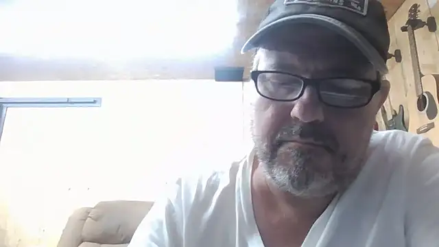 Luvslave7 Show in webcam
