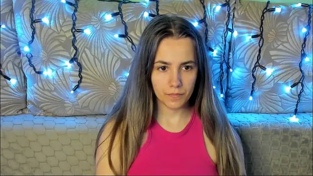 MaggieCake Show in webcam