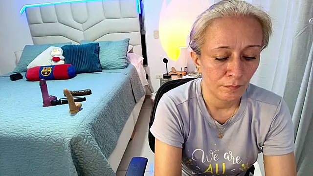 Naty_Stone 라이브 XXX 채팅