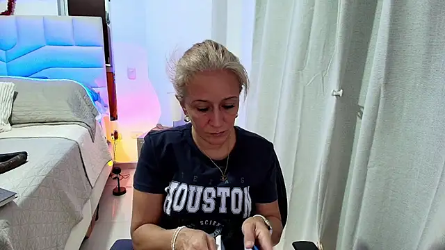 Naty_Stone 라이브 XXX 채팅