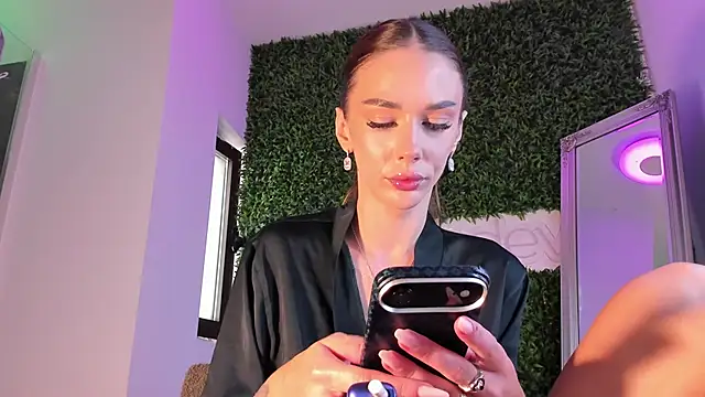 دردشة realhotfallingdevil الجنسية المباشرة