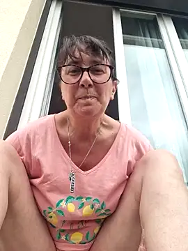 Chat XXX en directo de nokky3194