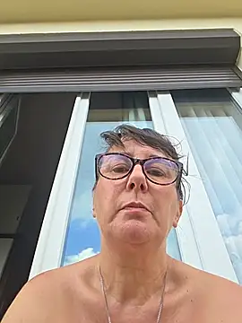 Chat XXX en directo de nokky3194