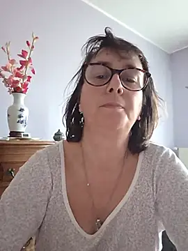 Chat XXX ao vivo de nokky3194