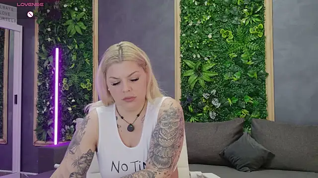 Živý XXX chat Issa_Jo