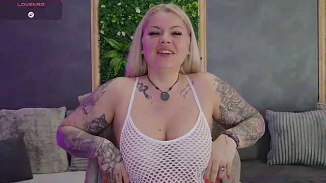 Issa_Jo Adlı Modelin Web Kamerası Şovu