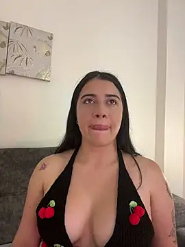 KallyMyller1 Adlı Modelin Canlı XXX Sohbeti