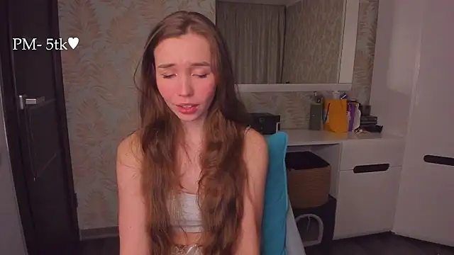 YonaBones Chat XXX live