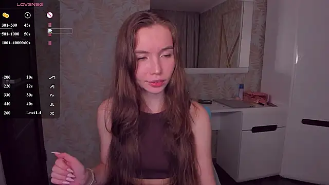 YonaBonesn Live XXX chat