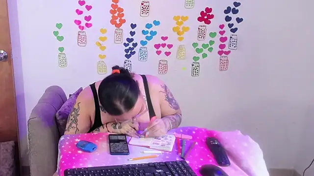 Živý XXX chat MiaYMolly